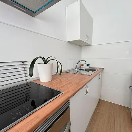 Grupo Limcotel Al-nasir Centro Apartment *